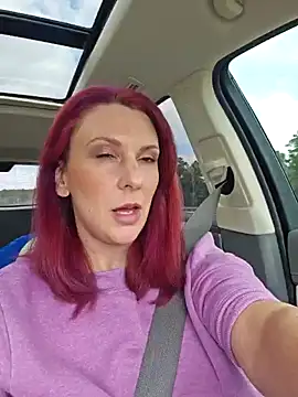 Snapshot of MissyRoulette chatting on February 6, 2025, 6:46 pm MissyRoulette online show from February 6, 2025, 6:46 pm