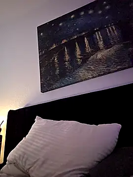 Snapshot of MissyRoulette chatting on October 8, 2025, 8:53 pm MissyRoulette online show from October 8, 2025, 8:53 pm