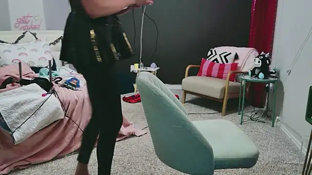 Snapshot of MissyRoulette chatting on November 1, 2025, 3:57 am MissyRoulette online show from November 1, 2025, 3:57 am