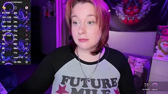 gitera  online show from October 20, 2025, 7:47 pm