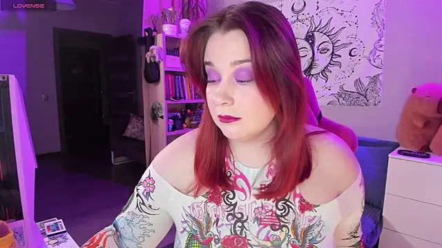 gitera  online show from February 13, 2025, 10:43 pm