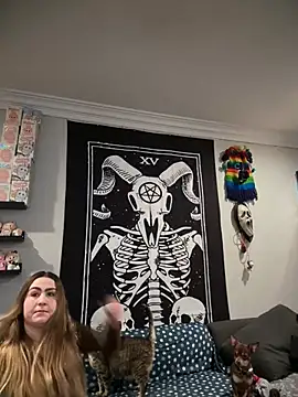 Snapshot of ThicBunz chatting on January 31, 2026, 10:52 pm ThicBunz online show from January 31, 2026, 10:52 pm