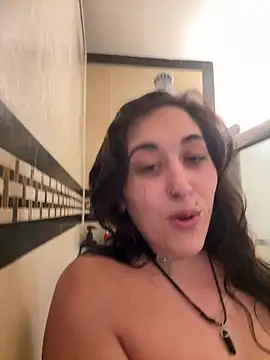 ThicBunz online show from September 13, 2025, 3:56 pm