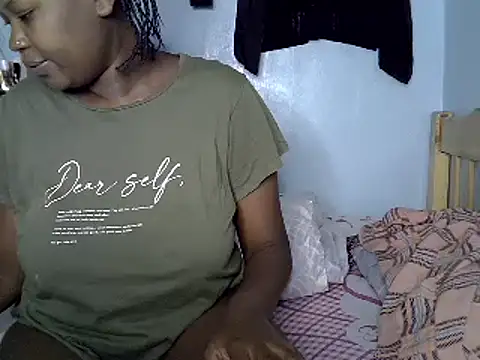 Snapshot of Sexiebony12 chatting on March 15, 2025, 2:24 am Sexiebony12 online show from March 15, 2025, 2:24 am