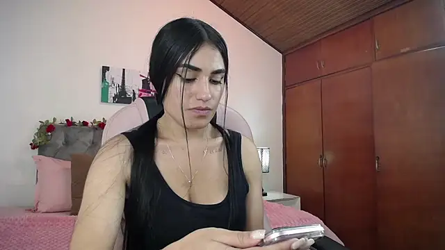 Snapshot of Alheli_16 chatting on February 12, 2025, 1:37 pm Alheli 16 online show from February 12, 2025, 1:37 pm