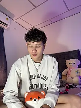 Snapshot of Nathan_Bluee chatting on October 28, 2025, 3:00 pm Nathan Bluee online show from October 28, 2025, 3:00 pm