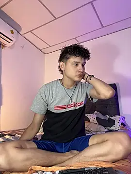 Snapshot of Nathan_Bluee chatting on November 26, 2025, 3:56 pm Nathan Bluee online show from November 26, 2025, 3:56 pm