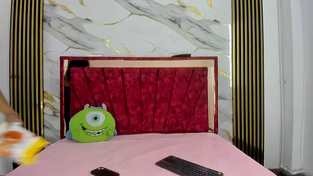 bdanevil online show from December 17, 2025, 1:38 pm