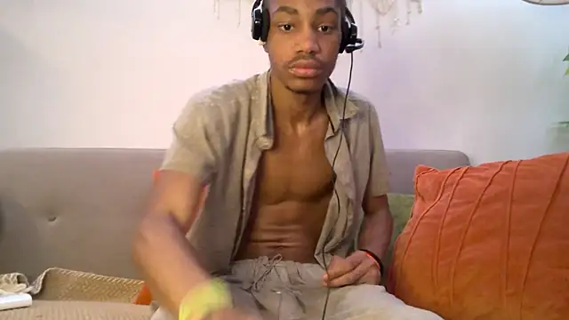 Skinnyblackman online show from February 22, 2026, 5:10 am