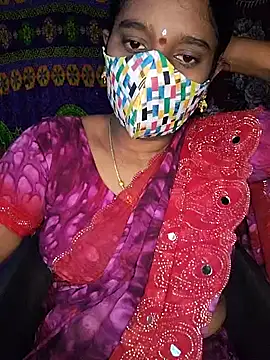 anisha91 online show from October 22, 2025, 9:03 pm