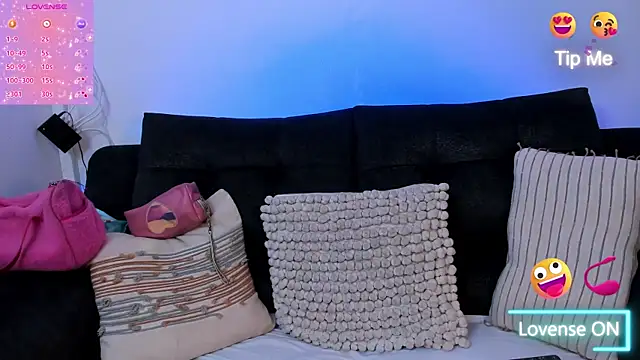 Snapshot of shannel__queen chatting on October 30, 2025, 7:33 pm shannel queen online show from October 30, 2025, 7:33 pm