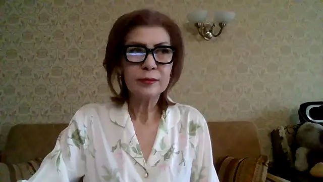 Elegant00Lady online show from February 5, 2026, 3:24 am