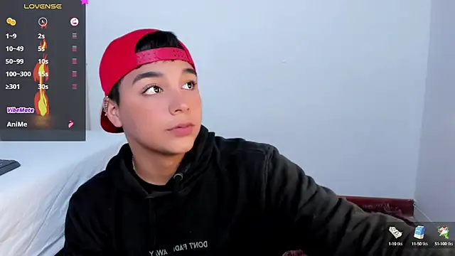 Seductivo jr online show from February 3, 2025, 2:58 am