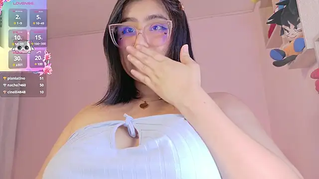 Snapshot of juli_juliana chatting on January 13, 2025, 4:18 am juli juliana online show from January 13, 2025, 4:18 am