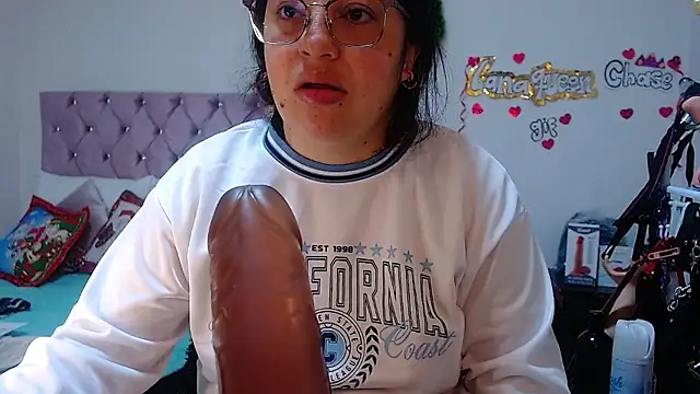 lanaqueen699 online show from January 7, 2026, 12:21 pm