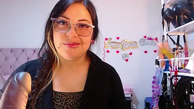 Snapshot of lanaqueen699 chatting on February 3, 2026, 1:49 pm lanaqueen699 online show from February 3, 2026, 1:49 pm