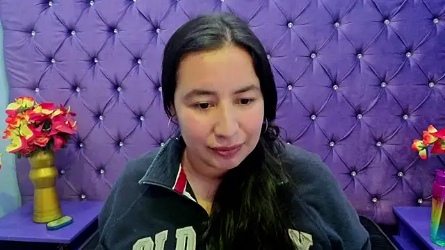 Snapshot of NaomyPrinces chatting on October 22, 2025, 2:05 pm NaomyPrinces online show from October 22, 2025, 2:05 pm
