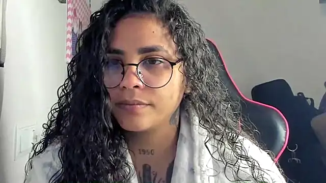 Snapshot of Ama_music chatting on February 7, 2026, 2:25 pm Ama music online show from February 7, 2026, 2:25 pm