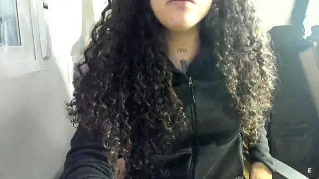 Snapshot of Ama_music chatting on February 3, 2026, 11:26 am Ama music online show from February 3, 2026, 11:26 am