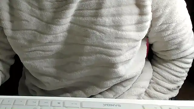 Ama music online show from November 29, 2025, 4:51 pm