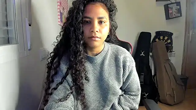 Snapshot of Ama_music chatting on February 12, 2026, 9:53 am Ama music online show from February 12, 2026, 9:53 am