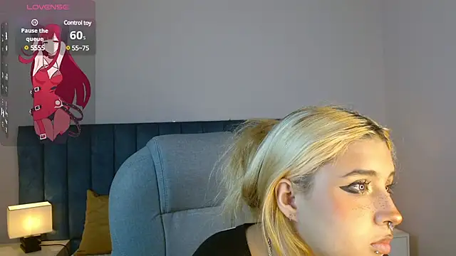 Snapshot of april_bunnyy chatting on February 17, 2025, 8:27 pm april bunnyy online show from February 17, 2025, 8:27 pm