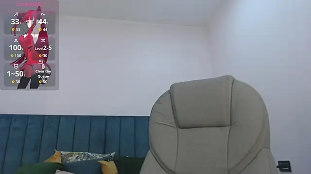 april bunnyy online show from December 16, 2025, 8:13 pm