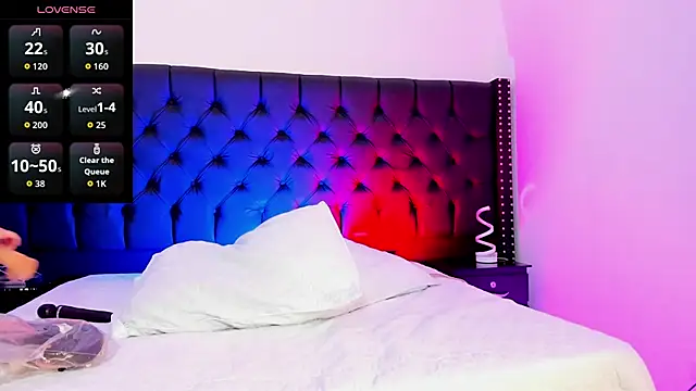 Snapshot of Melany_Luv chatting on January 11, 2026, 8:38 pm Melany Luv online show from January 11, 2026, 8:38 pm