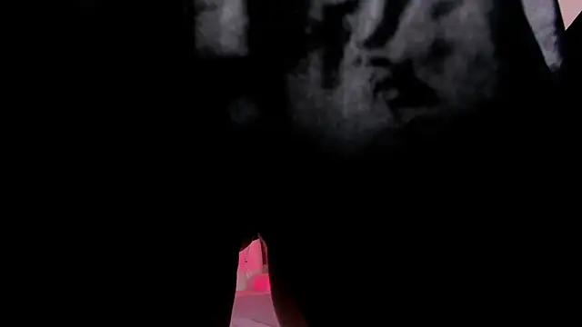Snapshot of Melany_Luv chatting on September 19, 2025, 10:58 pm Melany Luv online show from September 19, 2025, 10:58 pm
