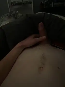 Snapshot of Nicky-98 chatting on December 29, 2024, 2:06 am Nicky-98 online show from December 29, 2024, 2:06 am