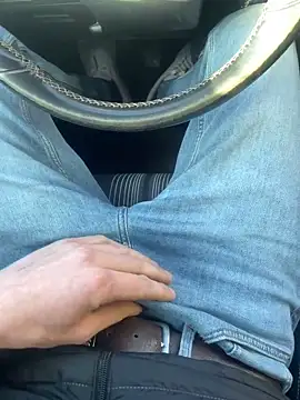 Snapshot of Nicky-98 chatting on December 26, 2024, 12:49 pm Nicky-98 online show from December 26, 2024, 12:49 pm