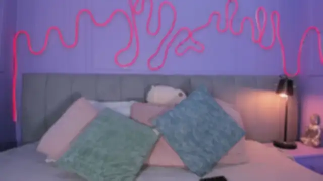 Mai higurashi online show from November 7, 2025, 7:51 pm