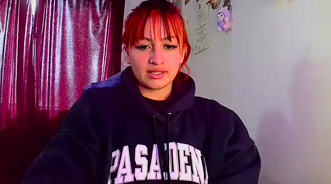 lucycherry   online show from January 27, 2025, 7:13 pm