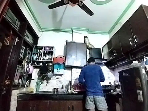 Snapshot of bigvorn6 chatting on November 17, 2025, 2:04 am bigvorn6 online show from November 17, 2025, 2:04 am