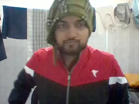 Snapshot of bigvorn6 chatting on December 21, 2025, 5:42 am bigvorn6 online show from December 21, 2025, 5:42 am