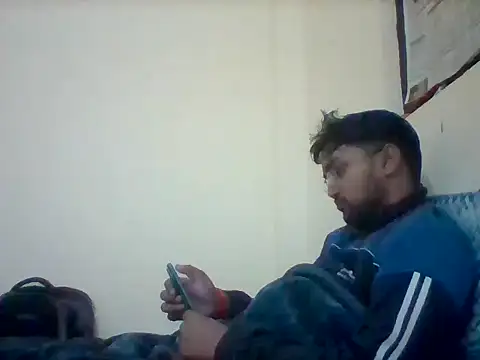 Snapshot of bigvorn6 chatting on December 7, 2024, 6:54 pm bigvorn6 online show from December 7, 2024, 6:54 pm