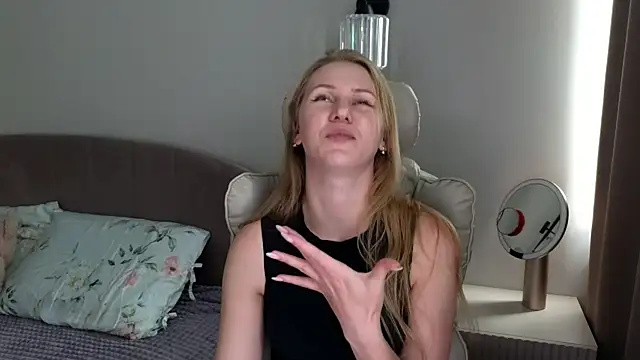 IsabelAllen online show from July 25, 2026, 11:05 am