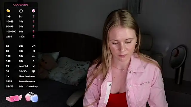 IsabelAllen online show from June 15, 2026, 3:44 pm