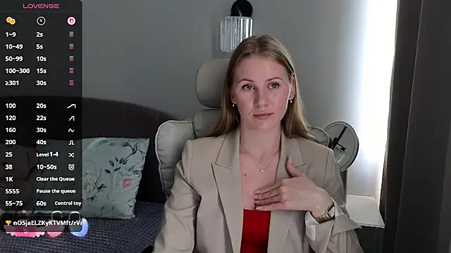 IsabelAllen online show from July 22, 2026, 9:44 am