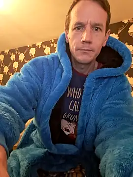 Snapshot of outdoorfun22 chatting on February 20, 2026, 6:48 am outdoorfun22 online show from February 20, 2026, 6:48 am