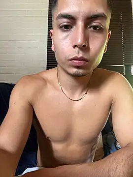 SAMUEL OBRIAN online show from January 27, 2025, 5:04 pm