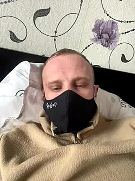 red red00 online show from January 7, 2026, 8:52 am