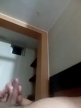 Snapshot of davixxxxxxt chatting on December 27, 2024, 8:56 am davixxxxxxt online show from December 27, 2024, 8:56 am