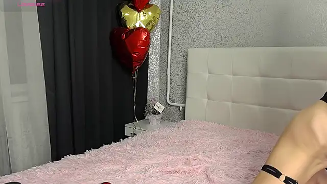 -Sacura- online show from February 8, 2025, 7:05 pm