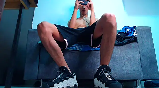 mastersmits online show from March 17, 2025, 6:07 am