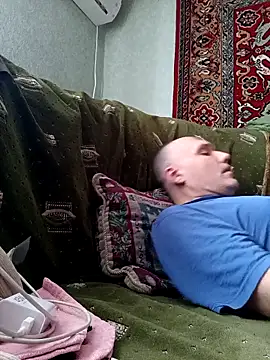 Pineapple04 online show from April 1, 2026, 2:47 pm