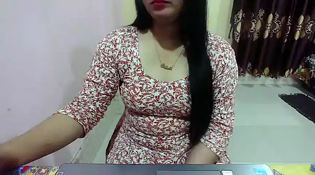 Snapshot of LovelyRose69 chatting on January 1, 2025, 3:14 pm LovelyRose69 online show from January 1, 2025, 3:14 pm