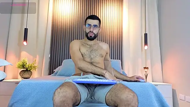 Snapshot of Ethan__Walker chatting on February 26, 2026, 5:35 pm Ethan Walker online show from February 26, 2026, 5:35 pm