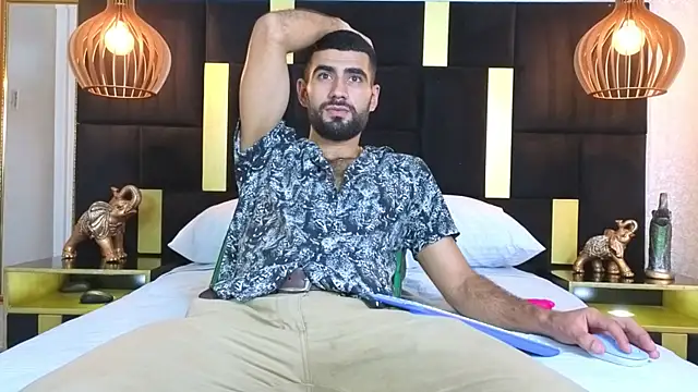 Snapshot of Ethan__Walker chatting on November 6, 2025, 7:29 pm Ethan Walker online show from November 6, 2025, 7:29 pm