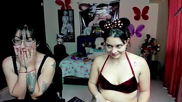 jeyloveebony online show from November 28, 2025, 1:44 pm